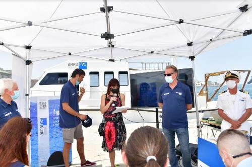 Un momento dell'evento "A misura di mare: in viaggio per la sostenibilità" che si è tenuto sul Molo Audace di Trieste