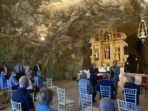 La chiesa-grotta di San Giovanni d'Antro