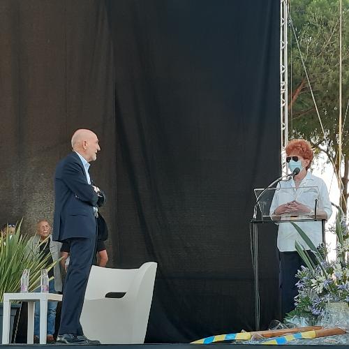 L'assessore regionale alla Cultura Tiziana Gibelli interviene al Premio Hemingway intervistata da Marino Sinibaldi