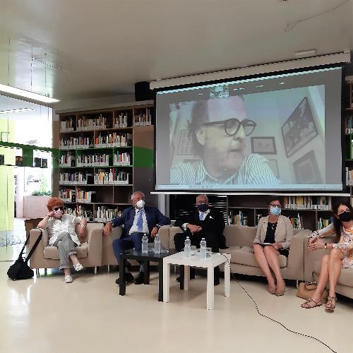 La conferenza stampa con il collegamento di Francesco Bruni, membro della giuria del Premio