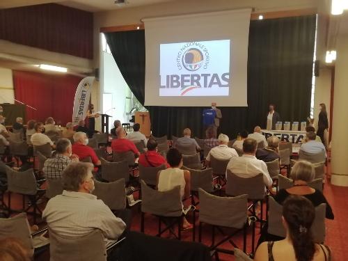 Sala piena per le premiazioni dei dirigenti, tecnici e atleti della Libertas che si sono tenute oggi all'Istituto Tomadini di Udine.