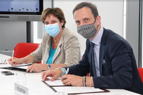 Il governatore del Friuli Venezia Giulia Massimiliano Fedriga con il ministro dellUniversità e ricerca Maria Cristina Messa