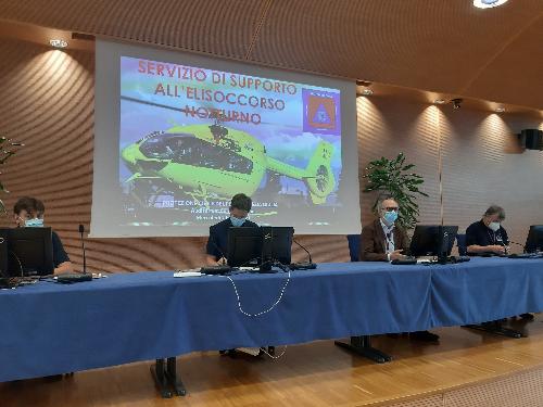 L'intervento del vicegovernatore della Regione con delega alla Protezione civile Riccardo Riccardi durante l'incontro svoltosi oggi a Udine 