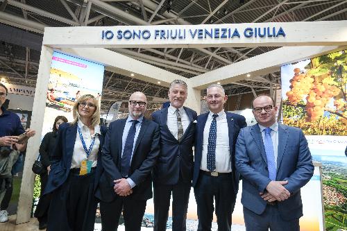 allegato  (foto)