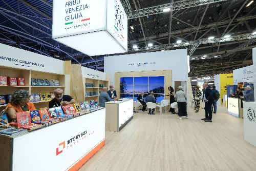 Lo stand della Regione Friuli Venezia Giulia al Salone del libro di Torino 
