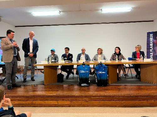 Una fase dell'incontro svoltosi a Flaibano sul trust "Dopo di noi"