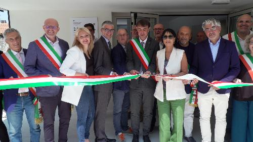 Taglio del nastro della nuova sede del Consorzio culturale del monfalconese alla presenza dell'assessore regionale alle Autonomie Locali Pierpaolo Roberti