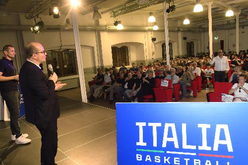 Il vicegovernatore Anzil al Gran Galà regionale della Pallacanestro