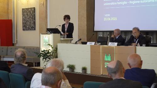 L’assessore regionale a Istruzione, formazione e lavoro Alessia Rosolen al convegno del Mib di Trieste