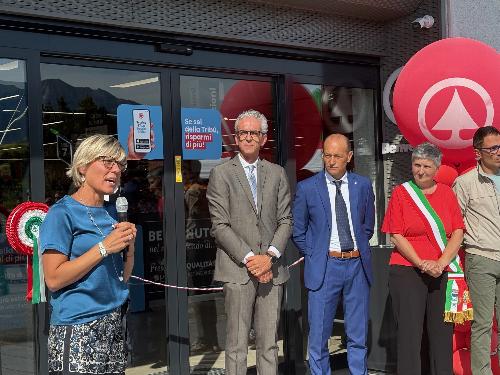 L'assessore regionale alle Finanze Barbara Zilli all'inaugurazione del rinnovato storico punto vendita Eurospar "Euroforte" di Buja
