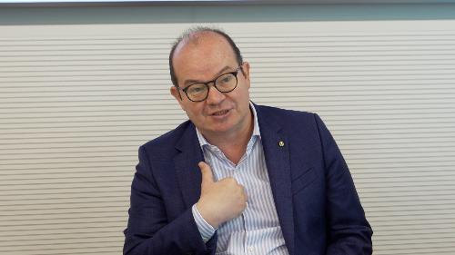 Il vice governatore con delega alla Cultura Mario Anzil alla presentazione della misura a sostegno degli scavi archeologici