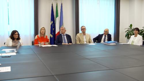 Gli intervenuti alla conferenza stampa svoltasi a Udine nella sede della Regione