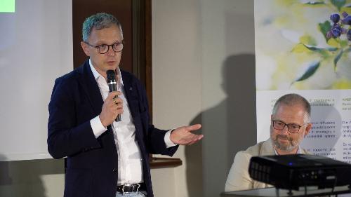 L'assessore regionale alle Risorse agroalimentari, forestali e ittiche Stefano Zannier all'evento della Fondazione Agrifood - Bioeconomy "Il bosco che ci unisce, la bioeconomia del bosco" a Malborghetto