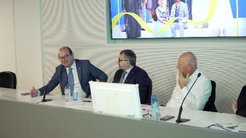 allegato  (foto)