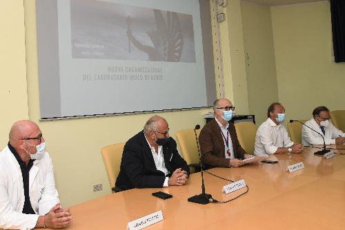 L'intervento del vicegovernatore e assessore alla Salute, Riccardo RIccardi,all'Ospedale di Gorizia,  alla presentazione del laboratorio di analisi centralizzato per l'Asugi e in visita alla struttura.