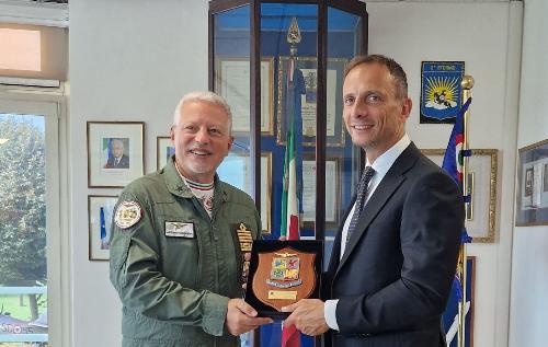 Fedriga con il Capo di Stato Maggiore Aeronautica Antonio Conserva