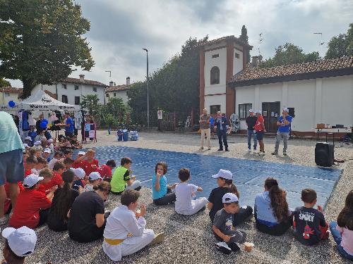 Più di 200 bambini a Rivignano in piazza Agorà