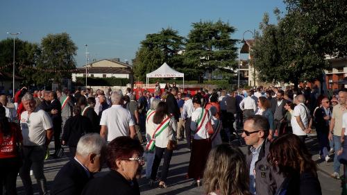allegato  (foto)