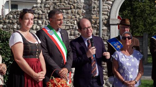 Il vice governatore con delega alla Cultura, Mario Anzil, al 35° anniversario del gemellaggio tra il Comune di Rivignano Teor e il Comune austriaco di Pörtschach am Wörthersee.