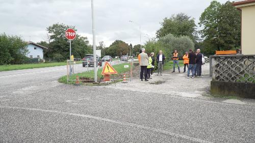 L’assessore regionale a Infrastrutture e territorio Cristina Amirante con i tecnici e gli amministratori locali a San Lorenzo Isontino 