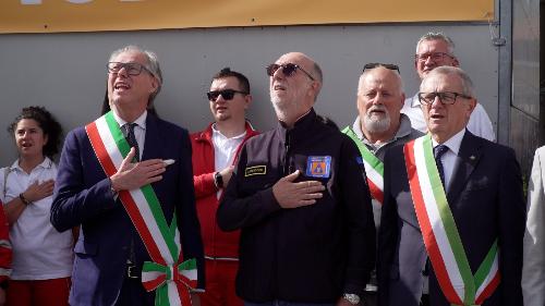 L'assessore regionale Riccardo Riccardi (al centro)