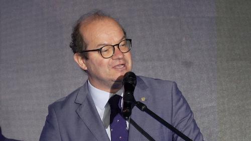 Il vicegovernatore del Fvg Mario Anzil interviene a Lignano Sabbiadoro alla cerimonia di apertura del Trofeo Coni