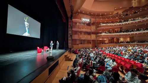 L'assessore regionale all'Università Alessia Rosolen al festival "Collegamenti - Festival che incrocia i saperi"