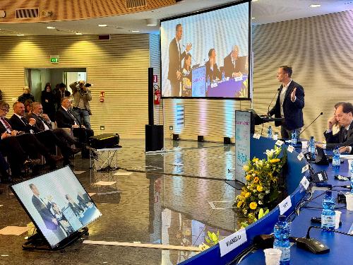 Il governatore del Friuli Venezia Giulia Massimiliano Fedriga al Festival del Cambiamento, forum speciale GO!2025 dedicato a "Gorizia città della pace giusta"
