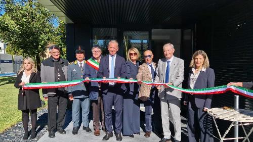 L'assessore regionale alla Difesa dell'ambiente, energia e sviluppo sostenibile Fabio Scoccimarro, all'inaugurazione del nuovo edificio di Bluenergy Group a Udine