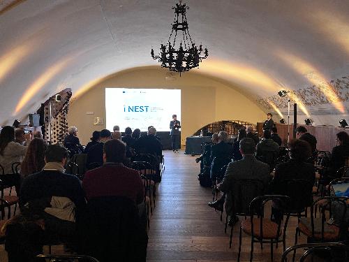 L’assessore regionale alla Ricerca e università Alessia Rosolen all’evento organizzato dallo Spoke 8 del progetto iNest, guidato dall’Università di Trieste, dal titolo "Maritime, marine and inland water technologies: towards the Digital Twin of the Upper Adriatic"