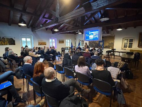 L’assessore regionale alle Infrastrutture e territorio Cristina Amirante, ad Aquileia all'incontro pubblico con sindaci e tecnici comunali, sul nuovo Piano di governo del territorio (Pgt)