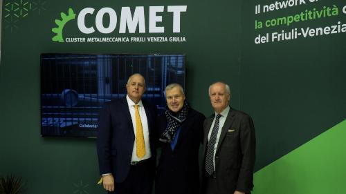 L'assessore regionale Sergio Emidio Bini (al centro) con il presidente della Fiera di Pordenone Renato Pujatti e il presidente del distretto Comet Sergio Barel (a sinistra)