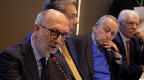 L'assessore regionale alla Salute Riccardo Riccardi interviene alla presentazione del progetto "Vinciamo insieme"