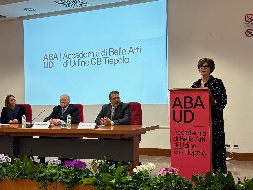 L'assessore regionale al Lavoro e istruzione Alessia Rosolen, alla cerimonia di inaugurazione dell'anno accademico dell'Accademia di Belle Arti di Udine (AbaUd)