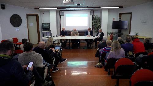 Riccardi all'incontro con i sindaci della montagna assieme ai vertici di Asufc, presente anche il direttore medico di Tolmezzo e San Daniele Alessandro Conte
