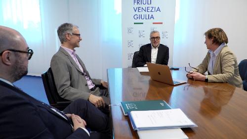 L'assessore regionale Sergio Emidio Bini (al centro) riceve i dirigenti della Kärnten Werbung, omologa carinziana di PromoTurismoFVG