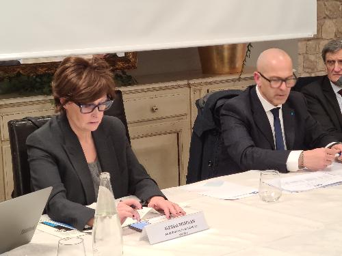 L'assessore regionale Alessia Rosolen durante il suo intervento