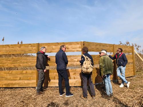 Il sopralluogo dell'assessore Scoccimarro nell'area dove è stato sviluppato il progetto "Fossa Vecia"