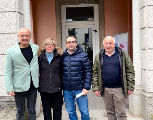 L'assessore Zilli insieme agli amministratori del Comune di Villa Santina.