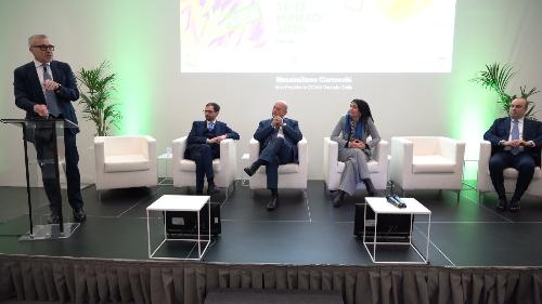 L'assessore Bini  al convegno "Generazione olio: custodire il futuro" nell'ambito di Olio Capitale