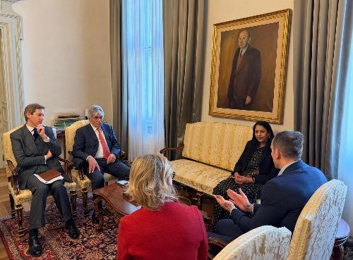 Un momento dell'incontro nel palazzo della Regione a Trieste