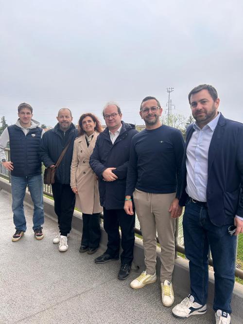 Al centro il vicegovernatore Anzil