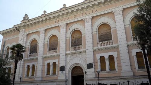 Il palazzo ex Banca d'Italia di via Codelli a Gorizia.