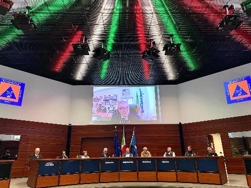 La presentazione nella sala ottagonale della sede Prot. civile Fvg