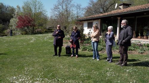 L'assessore regionale al Patrimonio Sebastiano Callari (al microfono) nel Giardino Viatori