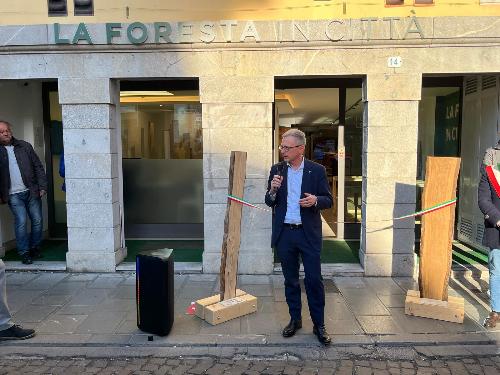L'intervento dell'assessore Stefano Zannier in ocvcasione della cerimonia di inaugurazione della sede di Udine de "La foresta in città"
