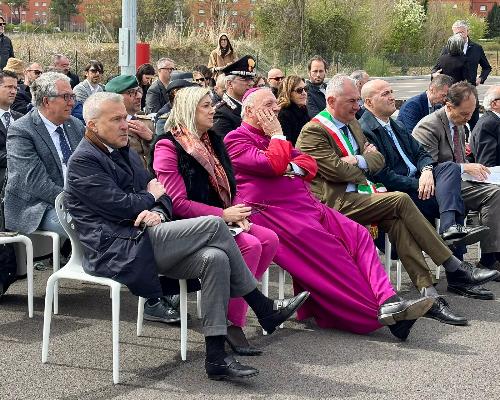 Gli assessori Cristina Amirante e Sergio emidio Bini presenti oggi a Pordenone in occasione della cerimonia svoltasi all'interno di Interporto