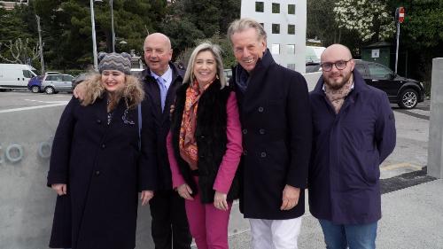 Gli assessori Amirante e Scoccimarro in una foto di gruppo con il sindaco di Trieste Roberto Dipiazza