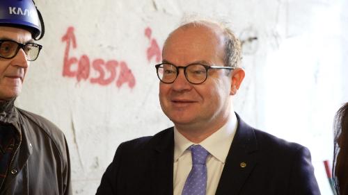 Il vicegovernatore con delega alla Cultura, Mario Anzil, a margine del sopralluogo al cantiere di ristrutturazione del Cinema Centrale di Udine