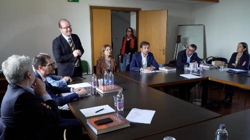 Il vicegovernatore con delega alla Cultura Mario Anzil durante la riunione di Confindustria Fvg a Villa Manin di Passariano. 